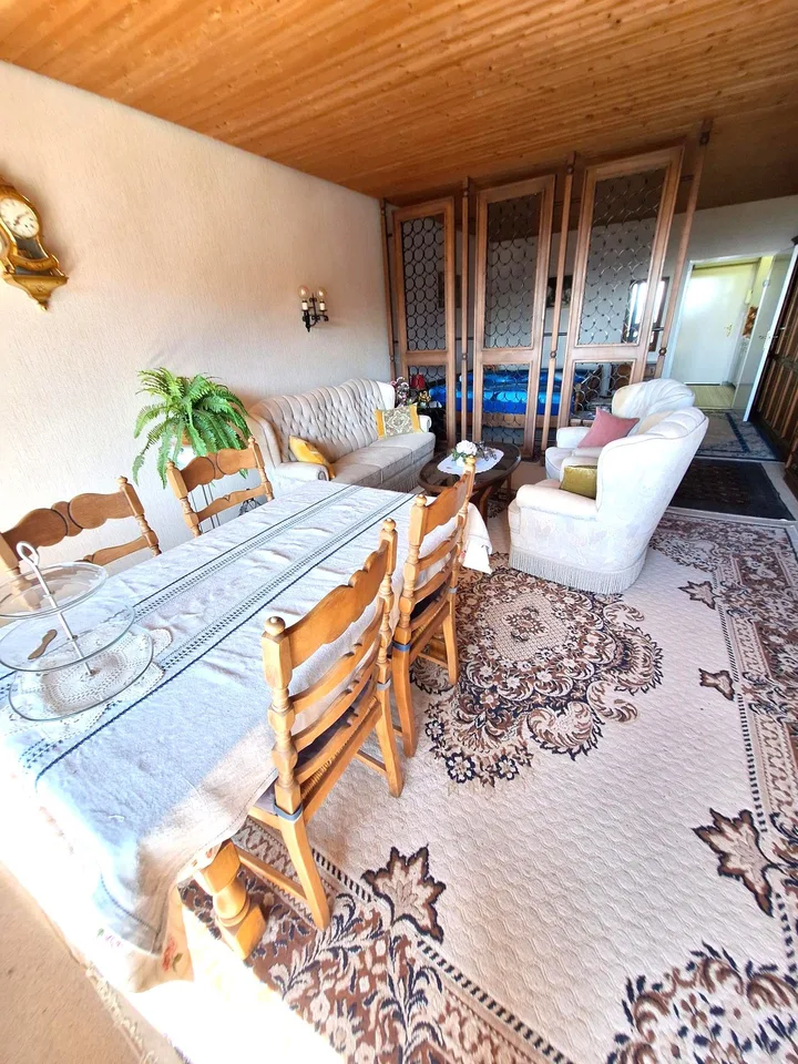 Appartamento 1,5 locali con vista panoramica al 4° piano (50 m2)