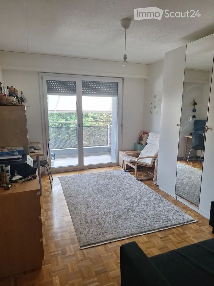 Bright & Quiet 3-Room Apartment with Balcony in Chavannes-près-Renens