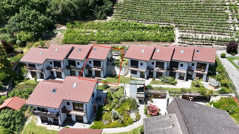 Charmante Reihenhaus-Villa mit 3 Zimmern und 1/2 von 110 m2 im Herzen der Weinberge von Saillon
