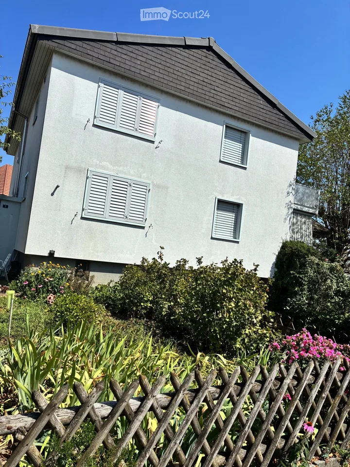 4.5Zimmerwohnung in einem 2-Familienhaus