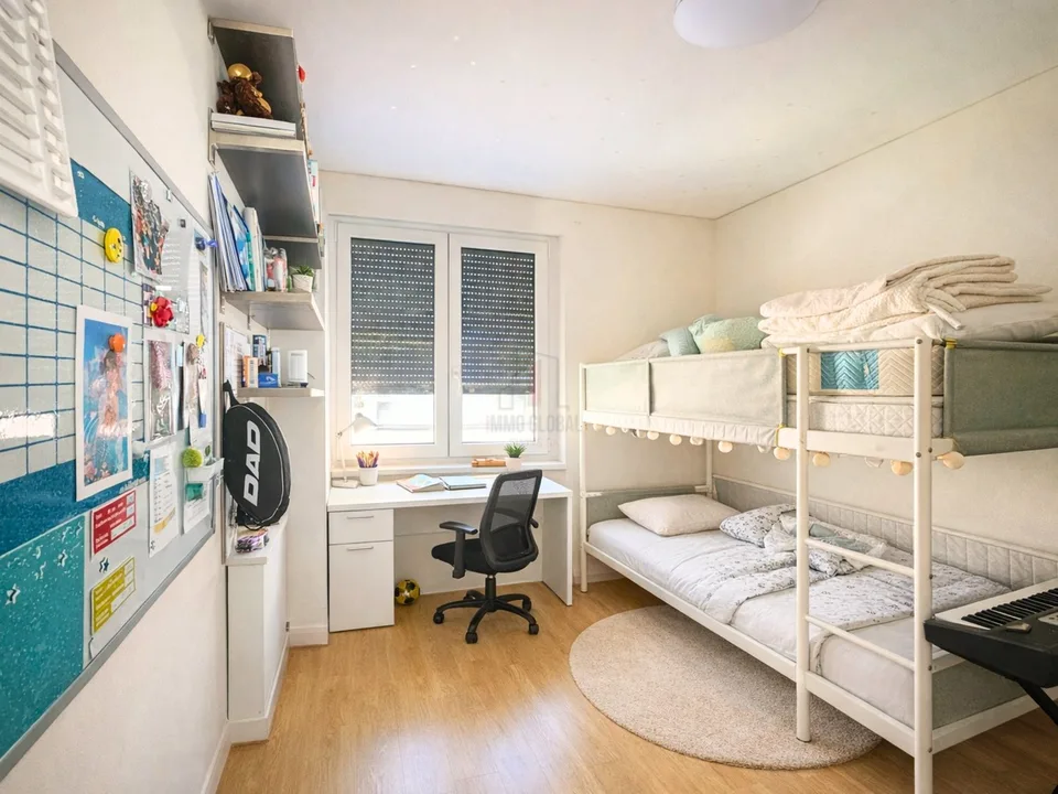 Dernier étage dans une villa de standing