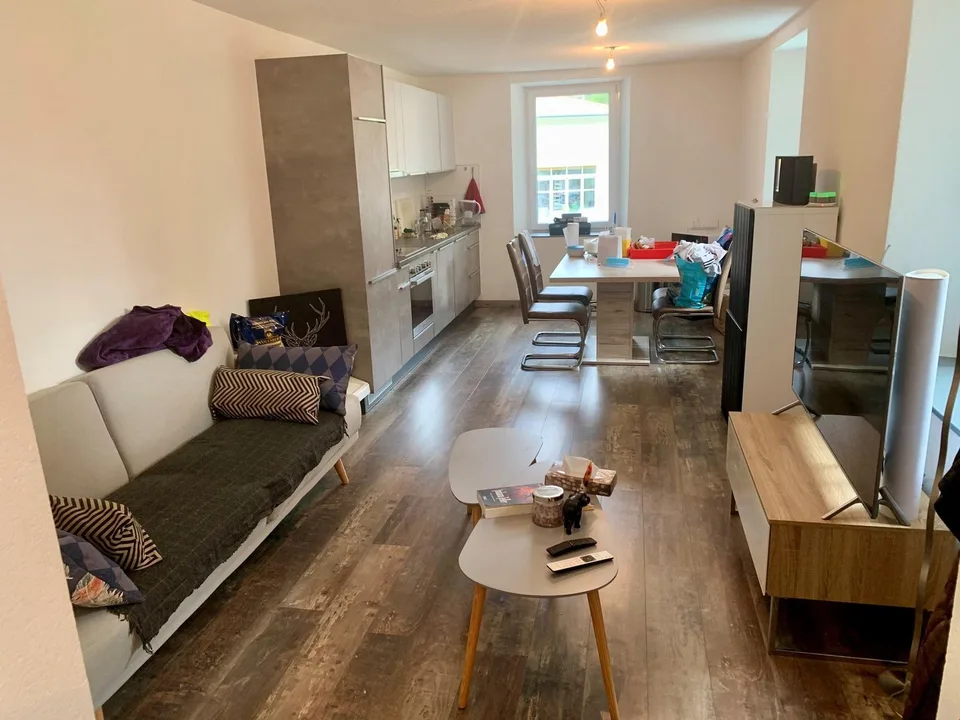 Rental building with 5 apartments near the train station