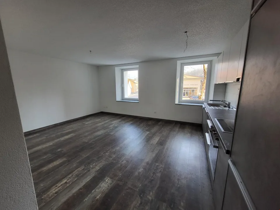 Rental building with 5 apartments near the train station