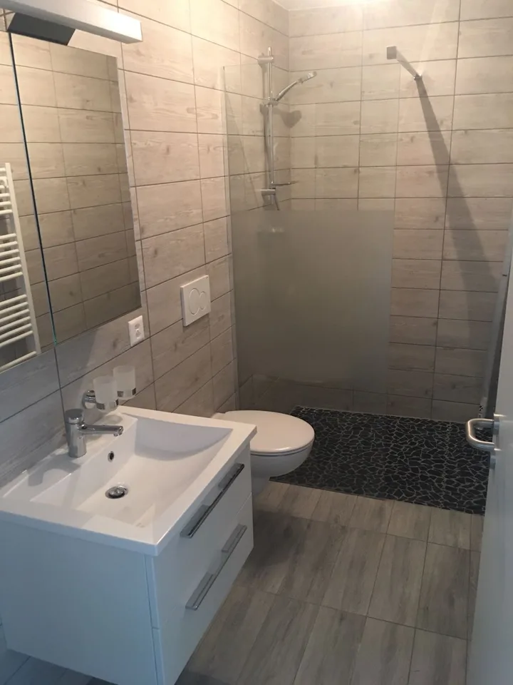 Rental building with 5 apartments near the train station