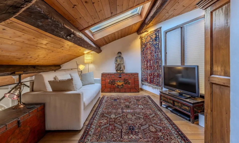 SPLENDIDA CASA 5.5 LOCALI RINNOVATA CON CHARME A CASTELROTTO