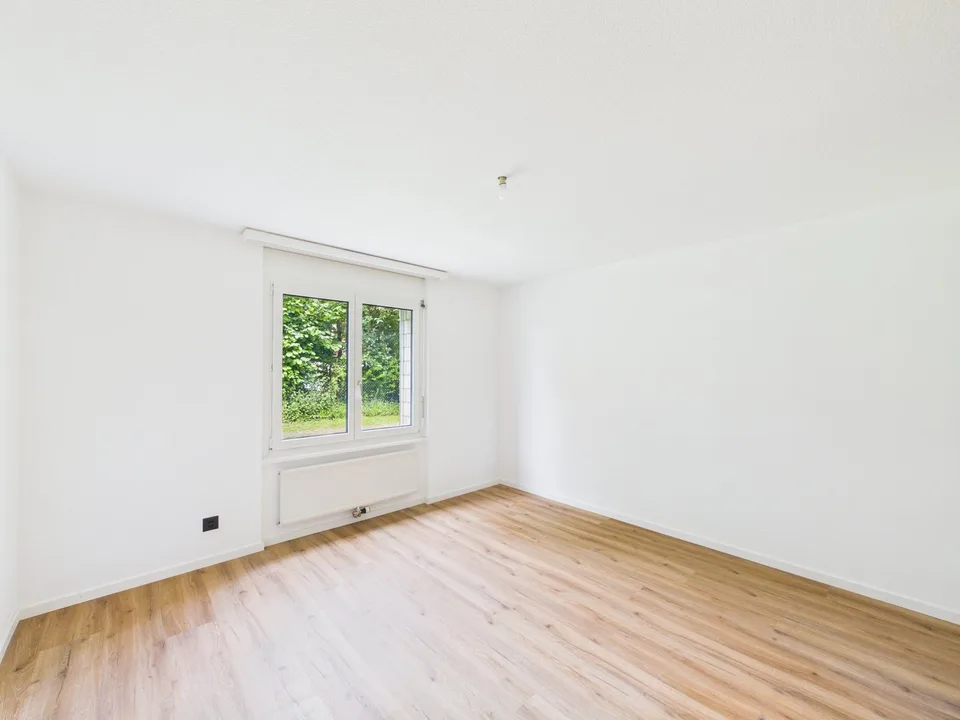 Bell'appartamento di 3.5 locali con terrazza e giardino nel cuore di Glovelier
