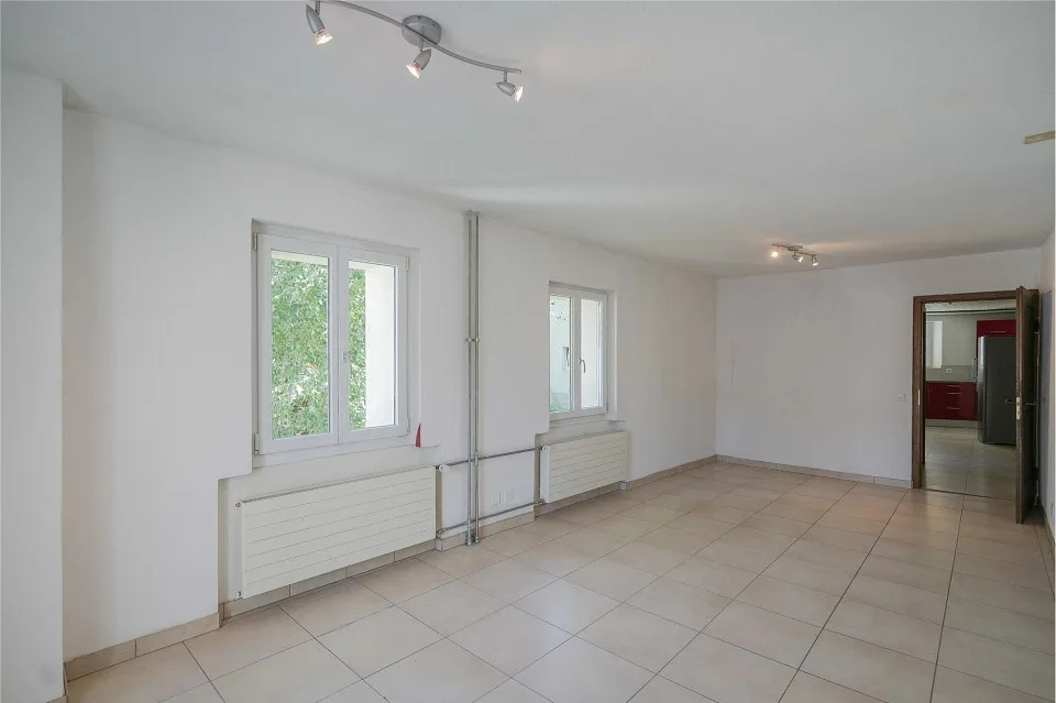 Incredibly spacious! Residential and commercial property in the village center