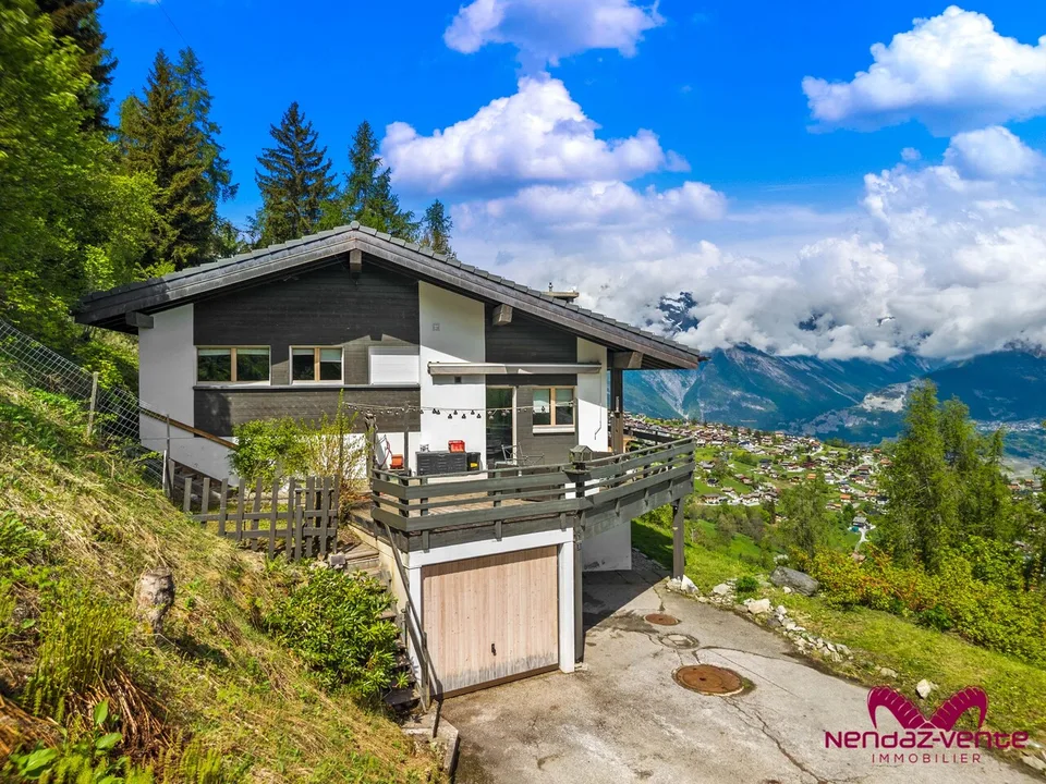 For sale villa with panoramic view as main or secondary residence