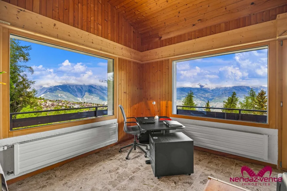 For sale villa with panoramic view as main or secondary residence