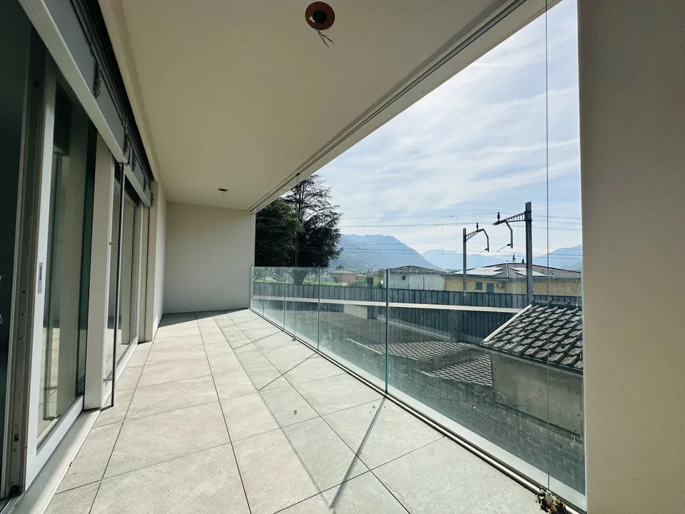 NEW 4.5 ROOMS WITH BALCONY AND OPEN VIEW IN BELLINZONA