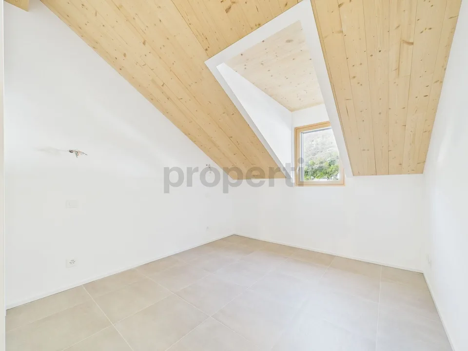Exclusive 3.5-room attic in Biasca - Residenza al Mulino