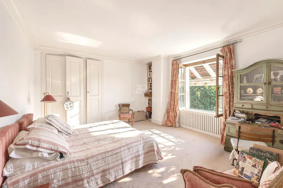 Elegantes Haus mit Charakter im Herzen der Genfer Campagne