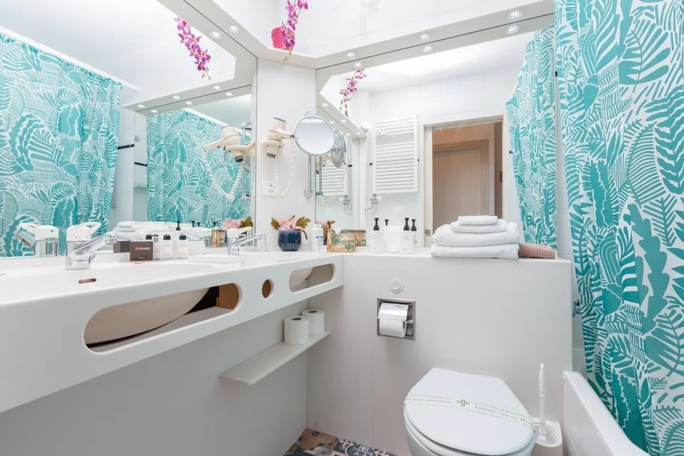 Appartement pratique de deux pièces dans une résidence avec piscine à Bissone