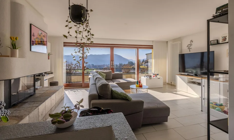 Stunning Twin Villa 5.5 with Partial Lake View in Agno