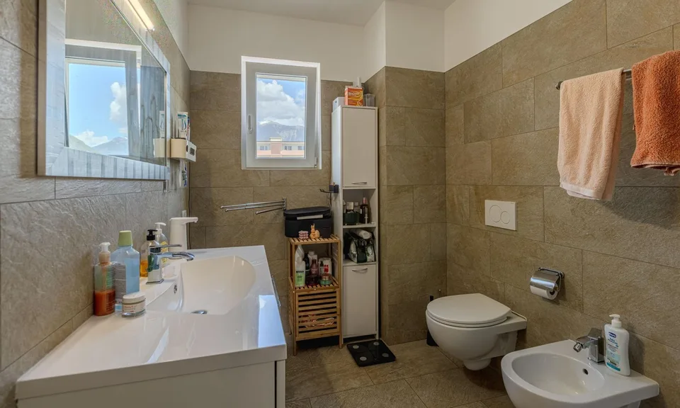 Appartement moderne et spacieux de 4.5 pièces avec terrasse à Bellinzone