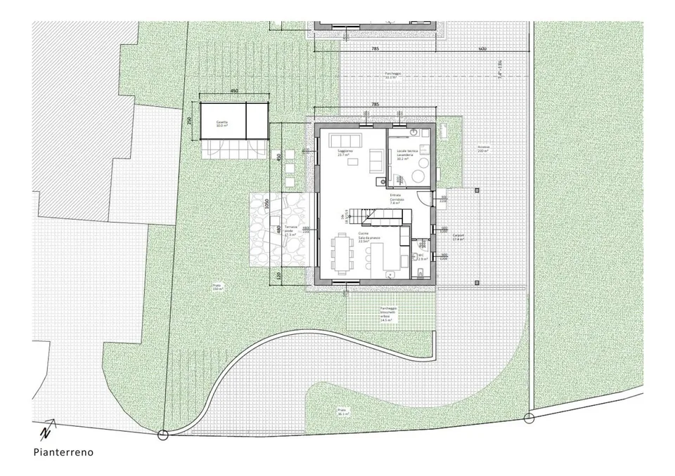 Flat plot of 906 sqm with approved license in Arzo