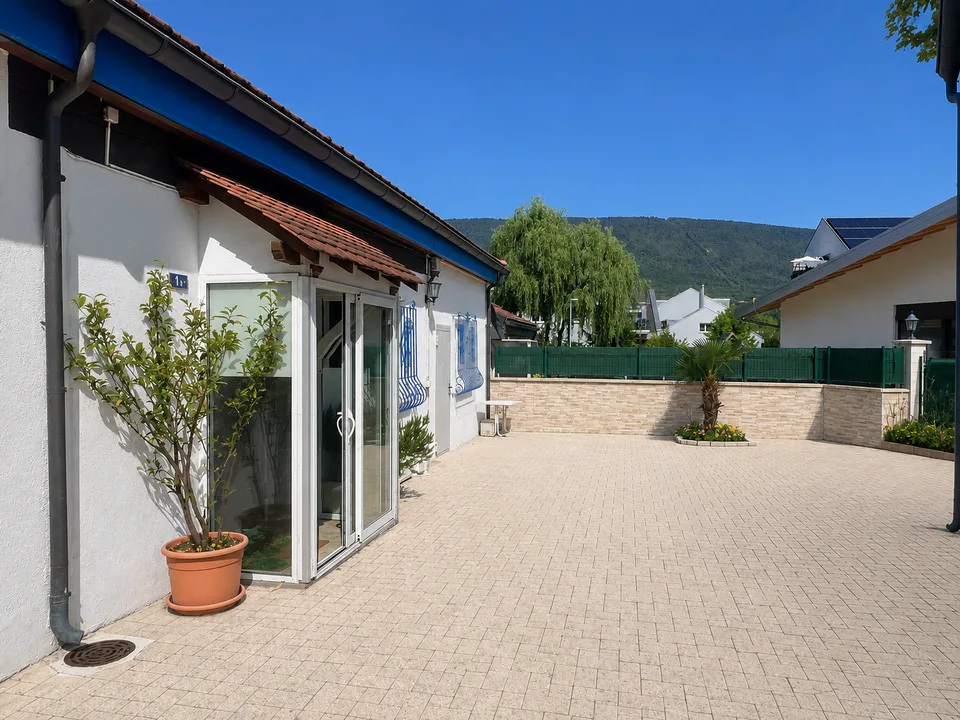 Incantevole casa di villaggio con due appartamenti nel cuore di Marin