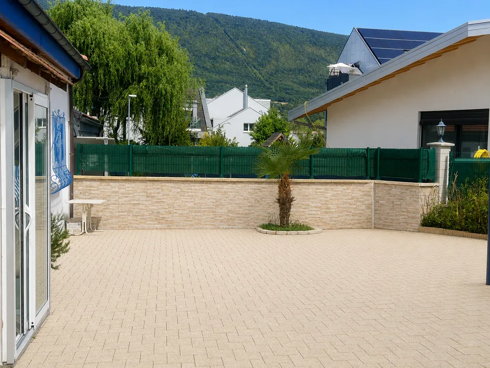Incantevole casa di villaggio con due appartamenti nel cuore di Marin