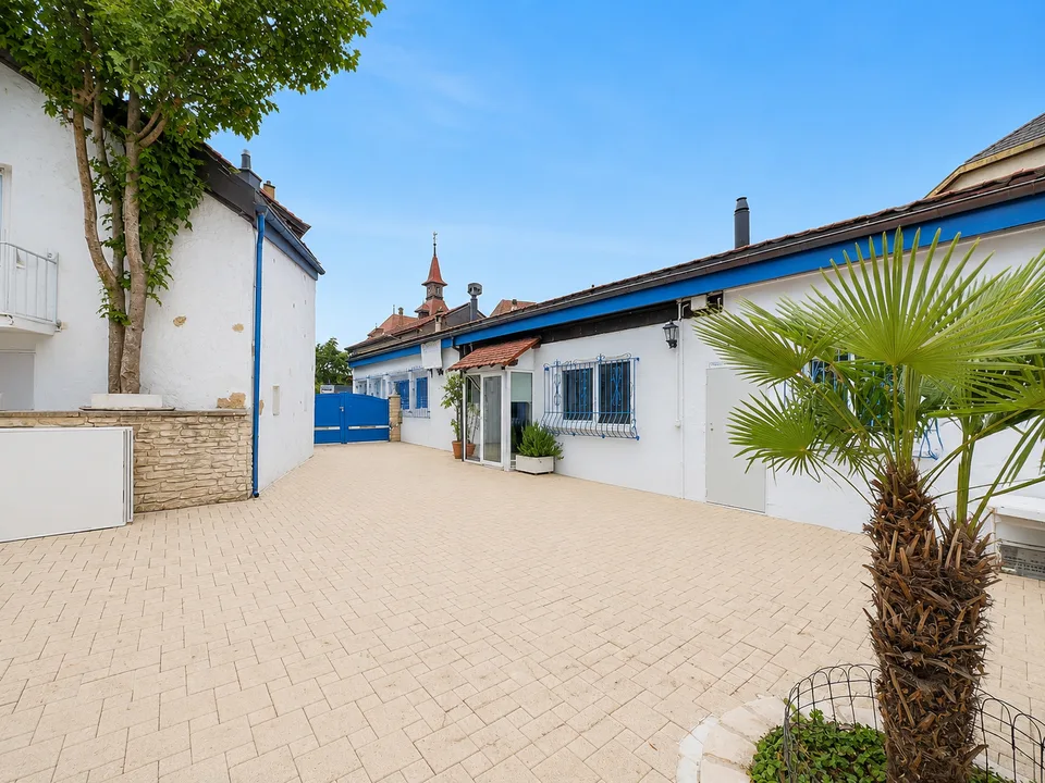 Charmante maison villageoise de deux appartements au coeur de Marin