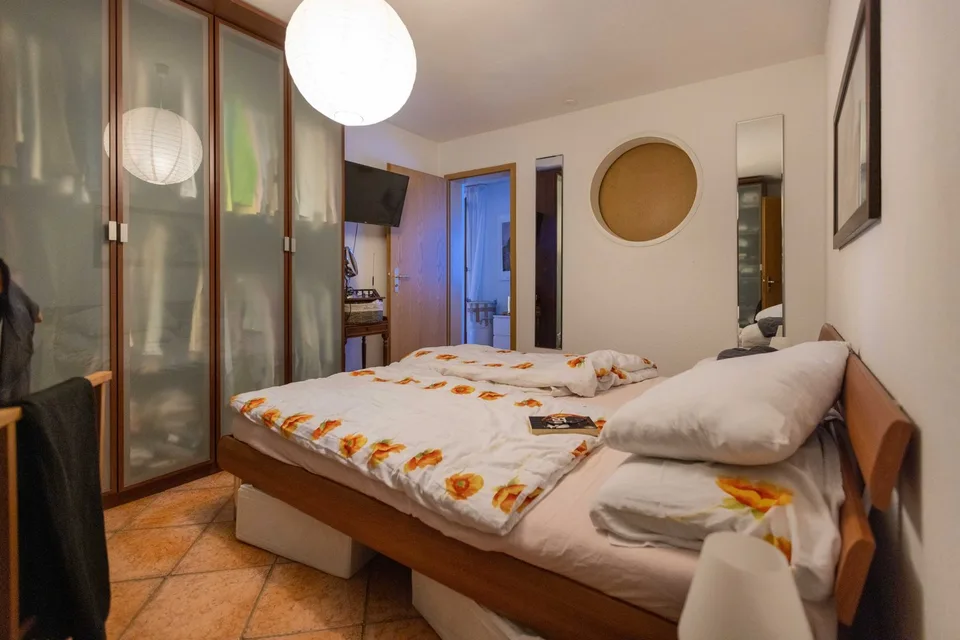 LARGE VILLA WITH 7.5 ROOMS IN A RESERVED AND GREEN AREA IN TRESA