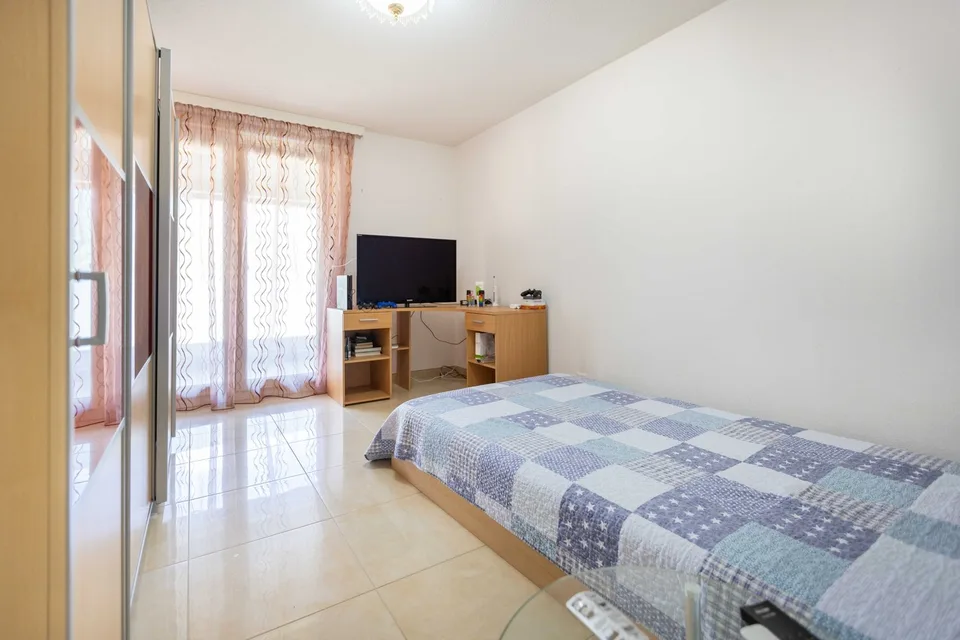 Grande villa 7,5 pièces comme neuve avec vue sur le lac à Canobbio
