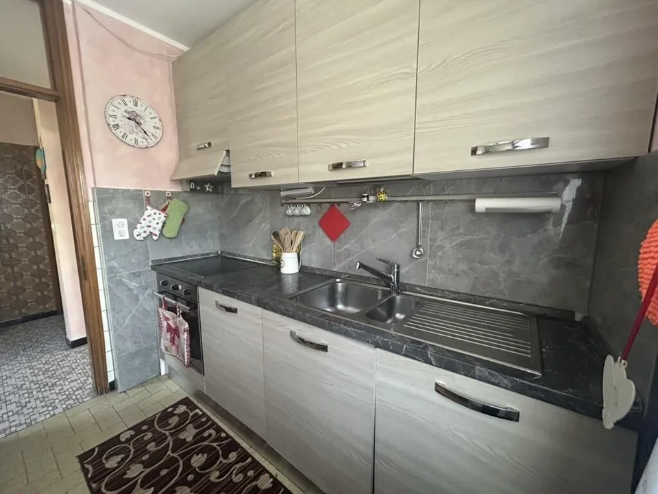 Maison spacieuse de 6 pièces avec grand jardin à Cresciano