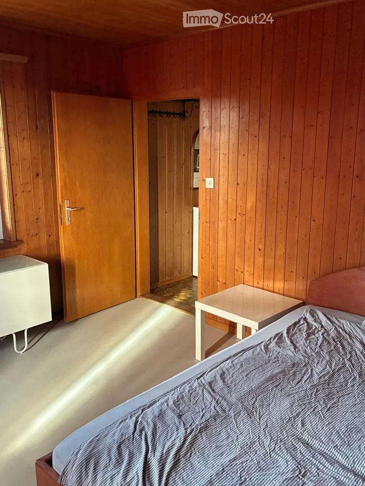 Charmant appartement 2.5 pièces avec grand balcon dans un cadre verdoyant