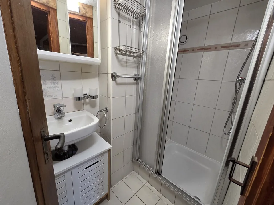 Location appartement 3 pces et demi dans maison villageoise aux Cerisiers