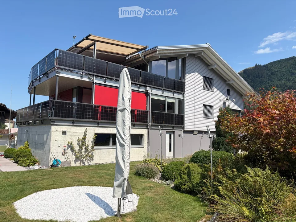 Moderne, sonnige 4.5 Zimmer Wohnung in Trachslau bei Einsiedeln
