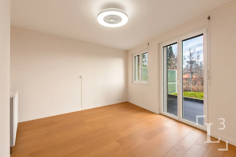 Spacieuse villa familiale avec piscine + studio