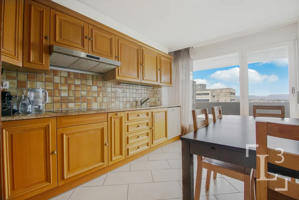 Vue lac! Appartement de 5.5 pièces avec balcons