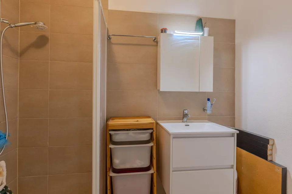 BRIGHT 3.5-ROOM APARTMENT WITH TERRACE IN CENTRAL LOCATION IN LUGANO