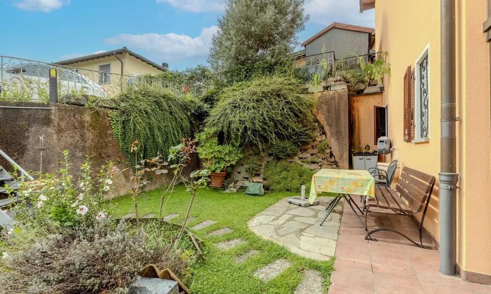 Elegantes Haus mit 3,5 Zimmern und Garten in Castel San Pietro