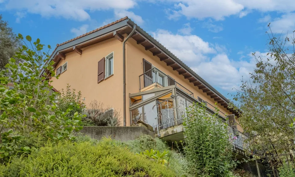 Elegantes Haus mit 3,5 Zimmern und Garten in Castel San Pietro