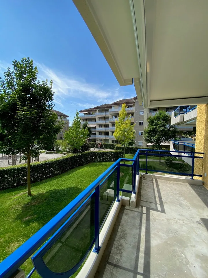 Stilvolle 2.5-Zimmer-Wohnung mit Balkon in Dübendorf Nr. 5541