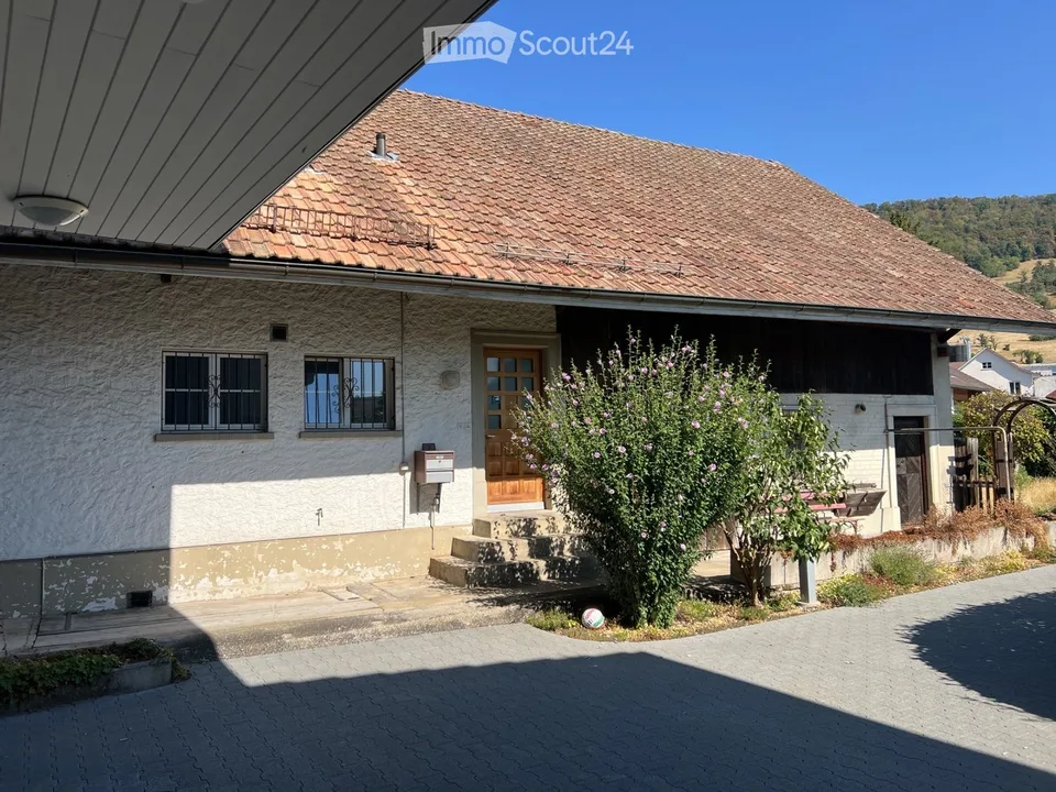 5-bedroom single-family house with large extension in Erlinsbach – Available immediately