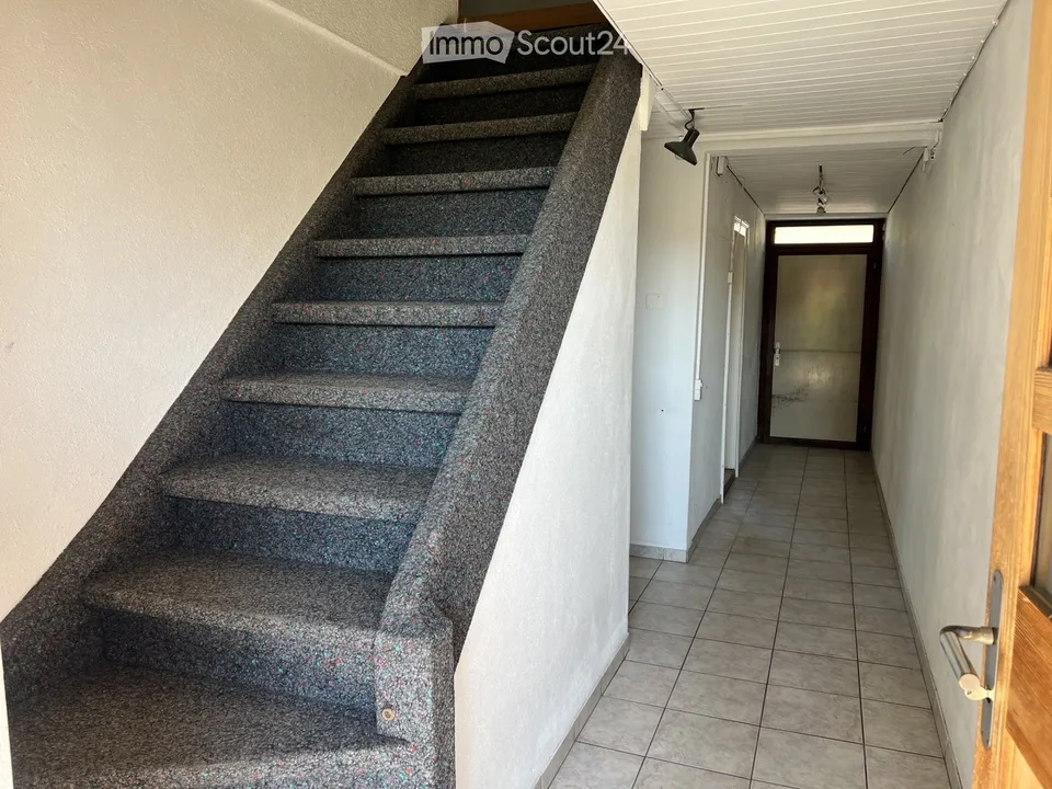 5-bedroom single-family house with large extension in Erlinsbach – Available immediately
