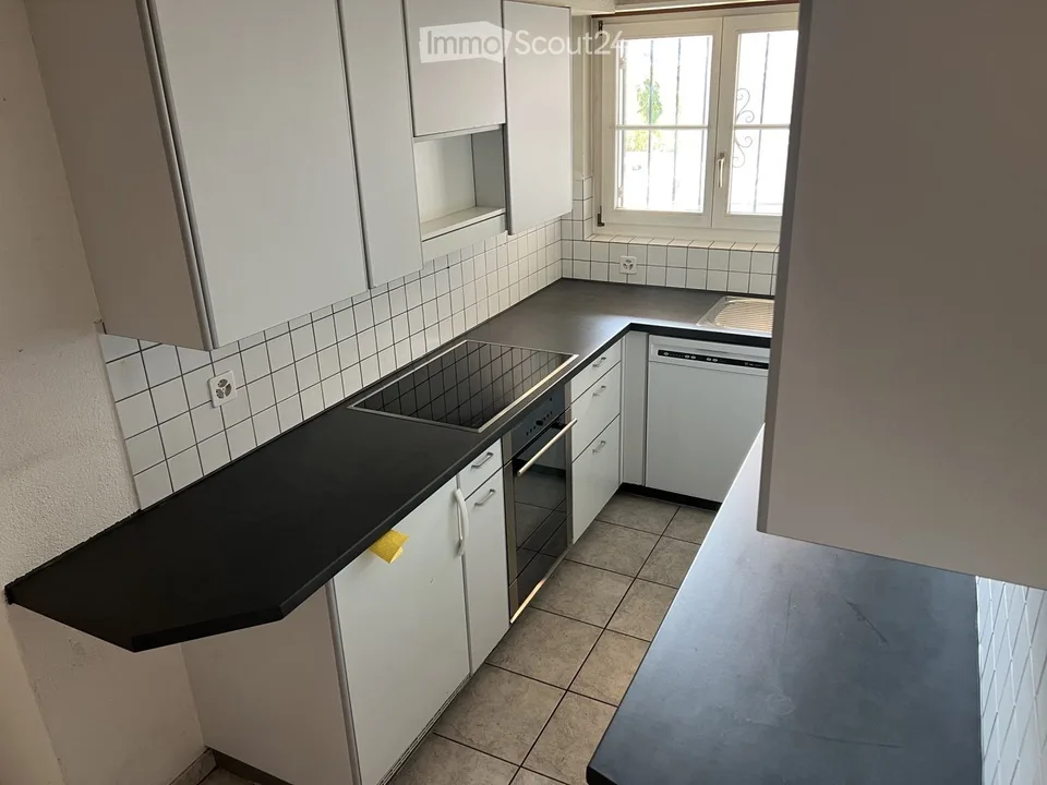 5-bedroom single-family house with large extension in Erlinsbach – Available immediately