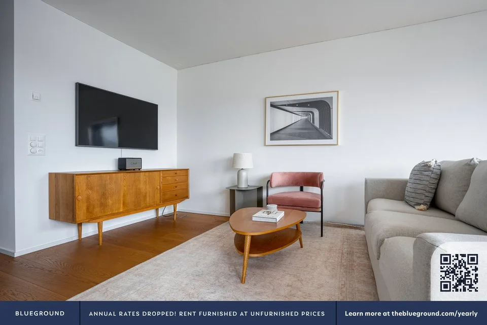 Appartamento di lusso 3,5 locali con bagno privato e vista panoramica, by Blueground