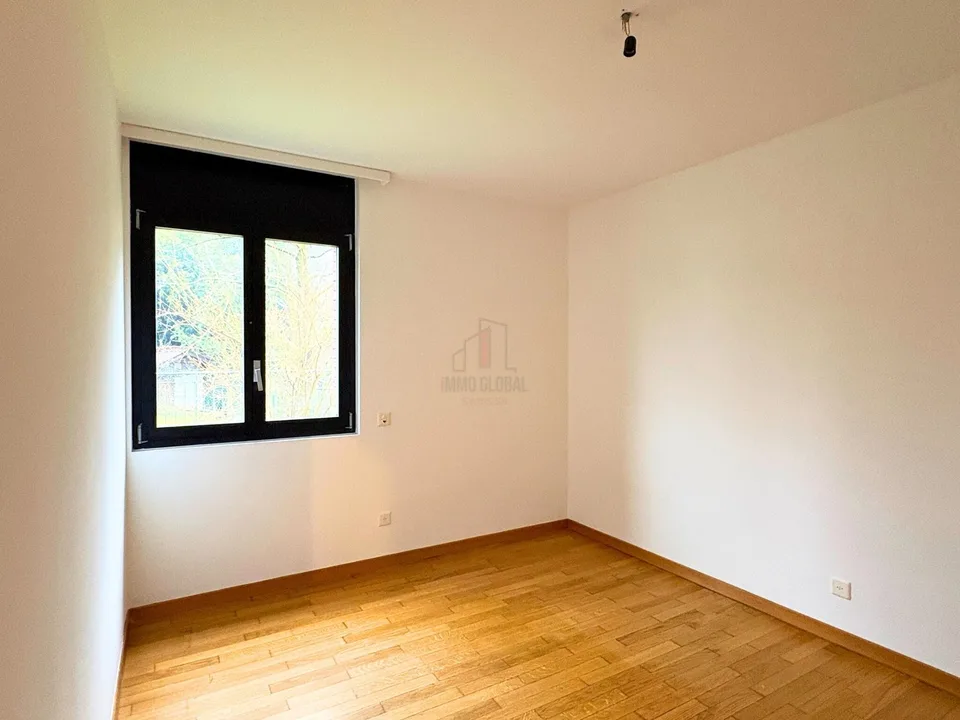 Hervorragende Gelegenheit für diejenigen, die Ruhe und eine atemberaubende Aussicht suchen