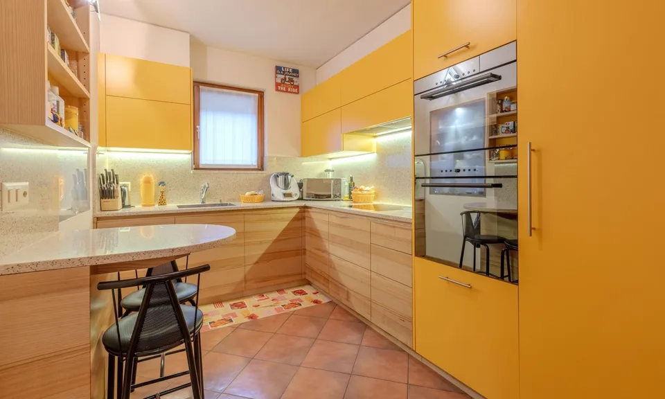 Belle maison 6.5 avec grotte et jardin à Riva San Vitale