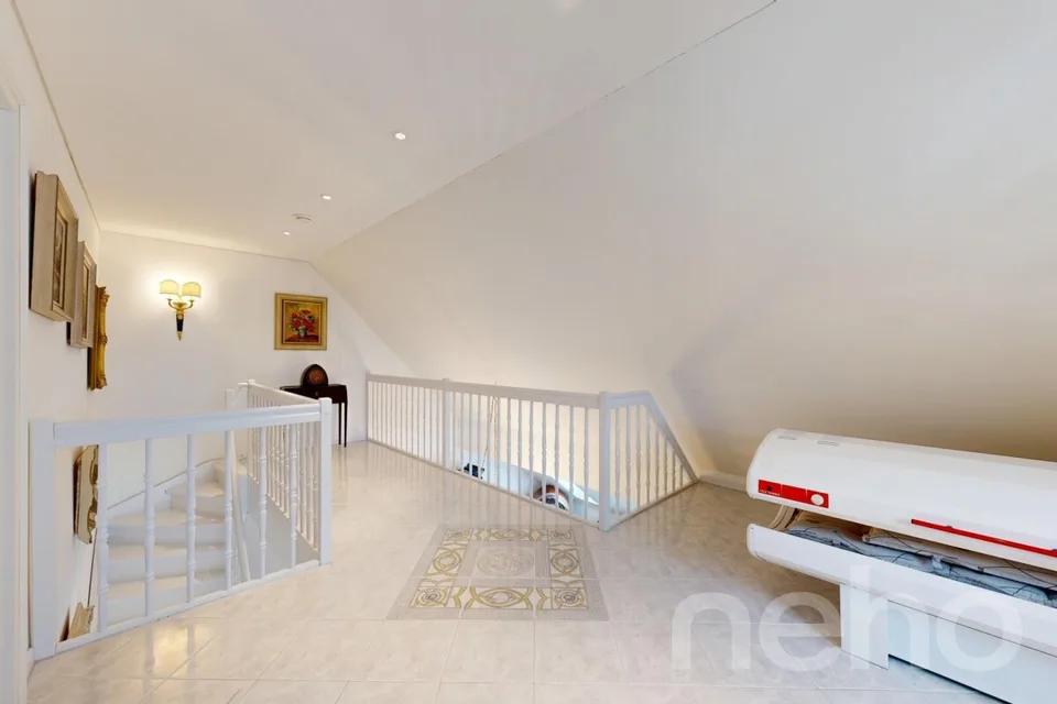 Maisonnette spacieuse avec jardin d'hiver et finitions exclusives