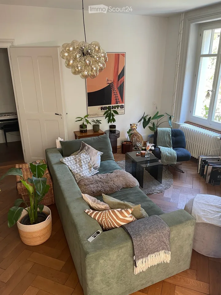 Dreamy 3.5-room old building apartment with bay window & direct garden access in Mattenhof