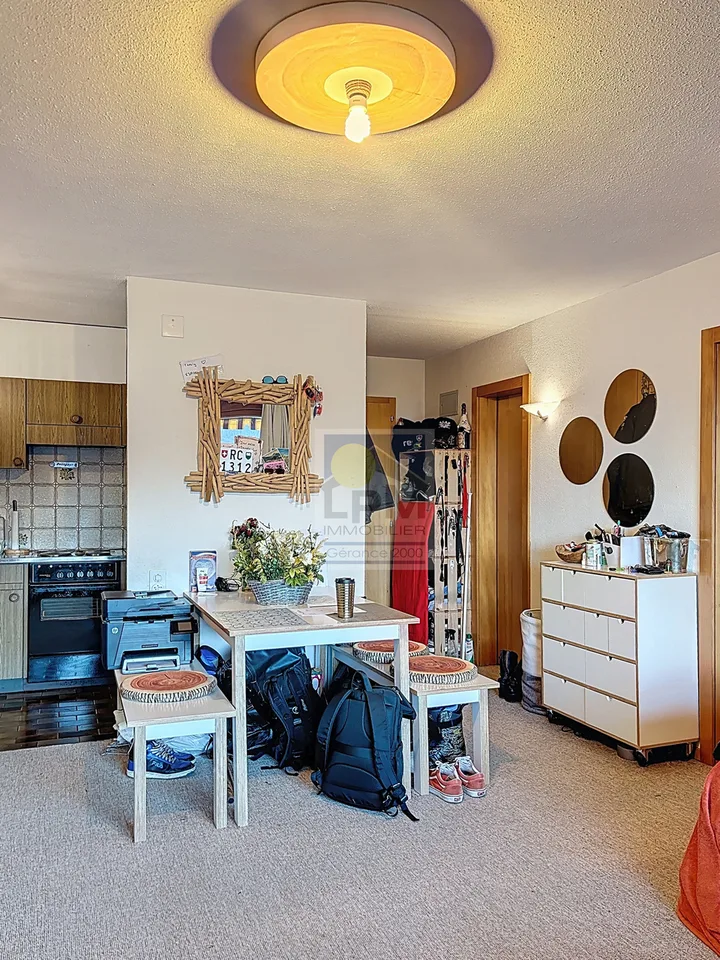 Appartement 2,5 pièces avec vue imprenable.
