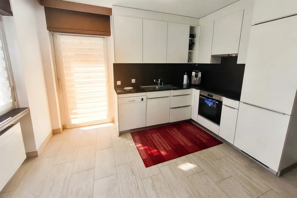 Appartamento 4,5 con camino e tre terrazzi a Manno