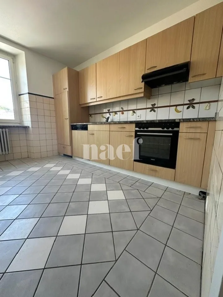 Appartement de 3 pièces au 4ème étage