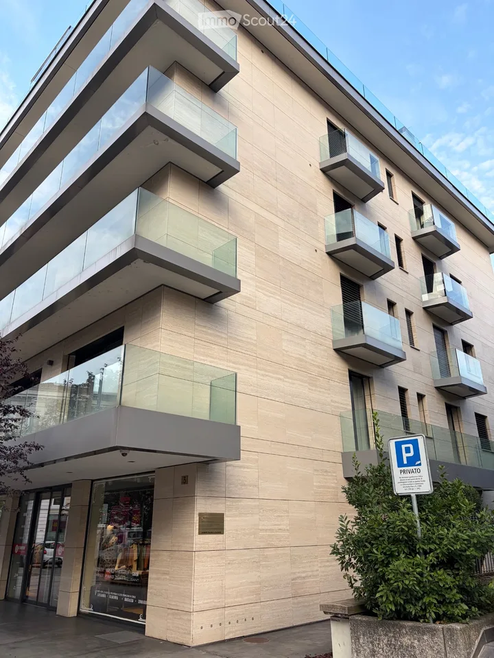 Camera con balcone privato in appartamento 3 persone