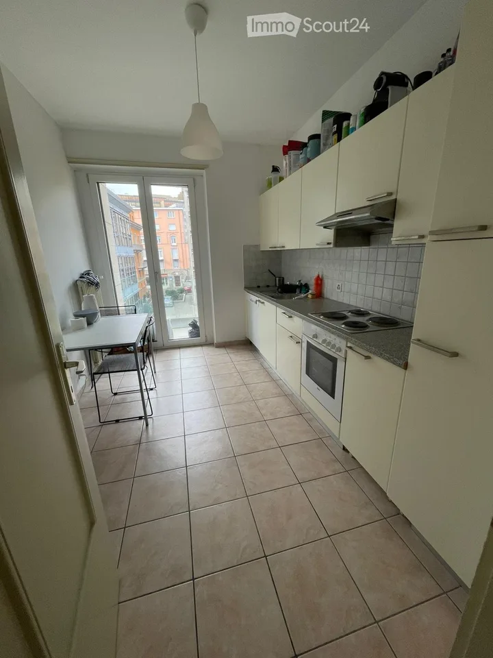Camera con balcone privato in appartamento 3 persone