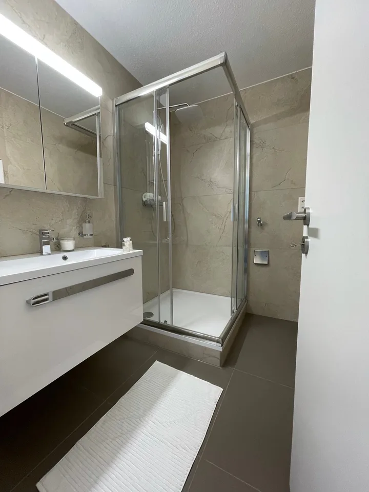 Your dream home is waiting! Stylish jewel of a home with balcony near the lake