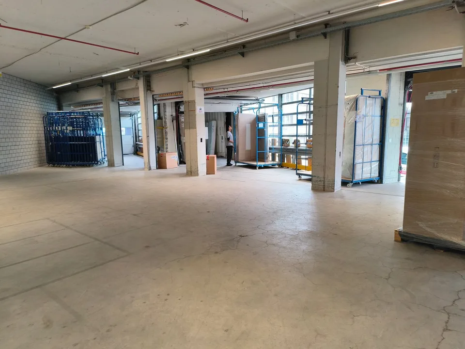 Move with perspective - commercial spaces in a central location in Volketswil